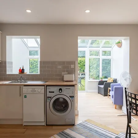 Σπίτι διακοπών Tully's Home, Tulfarris Village, Wicklow