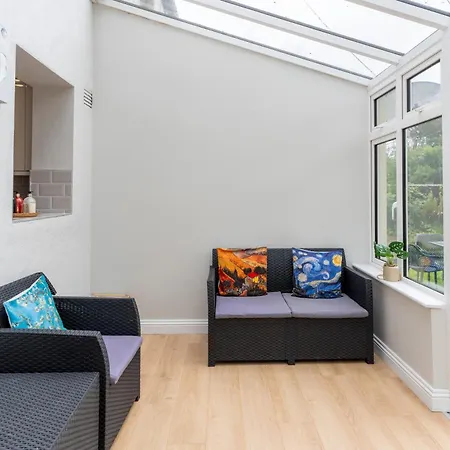 Tully's Home, Tulfarris Village, Wicklow Σπίτι διακοπών *