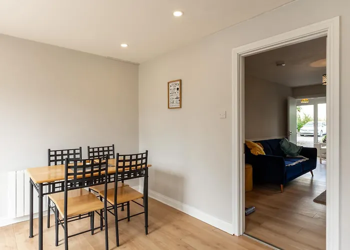 Сasa de vacaciones Tully's Home, Tulfarris Village, Wicklow *